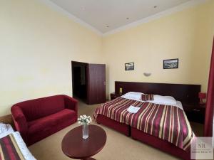 Pronájem ubytování, Karlovy Vary, Západní, 2600 m2