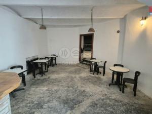 Pronájem obchodního prostoru, Kladno, T. G. Masaryka, 157 m2