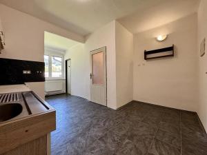 Prodej bytu 3+1, Česká Ves, Jánského, 89 m2