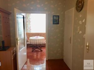 Pronájem bytu 1+1, Karlovy Vary, nábřeží Jana Palacha, 47 m2