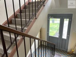 Pronájem bytu 1+kk, Karlovy Vary, Závodní, 30 m2