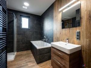 Prodej rodinného domu, Mcely, 101 m2