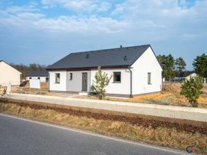 Prodej rodinného domu, Mcely, 101 m2