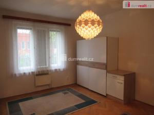 Pronájem bytu 1+1, Praha - Braník, Bezová, 55 m2