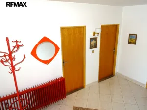 Prodej rodinného domu, Petrohrad, 151 m2