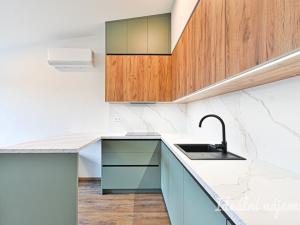 Pronájem bytu 1+kk, Brno, Škrochova, 33 m2