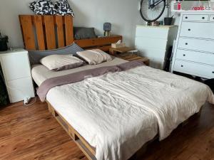 Pronájem bytu 2+kk, Praha - Strašnice, Mrštíkova, 52 m2