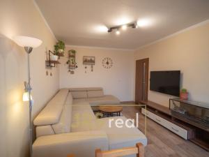 Prodej bytu 3+1, Veselí nad Moravou, náměstí Míru, 74 m2