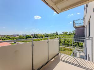 Pronájem bytu 2+kk, Praha - Kbely, Sedlářova, 52 m2