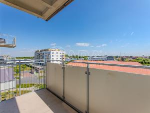 Pronájem bytu 2+kk, Praha - Kbely, Sedlářova, 52 m2