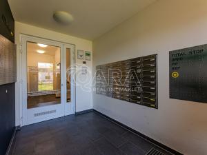 Pronájem bytu 2+kk, Praha - Kbely, Sedlářova, 52 m2