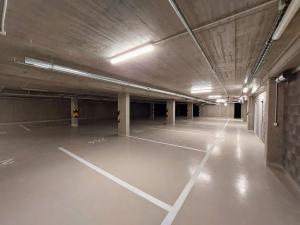 Prodej bytu 1+kk, Praha - Hostavice, Českobrodská, 36 m2