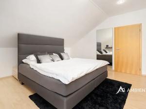Prodej rodinného domu, Moravany, 271 m2