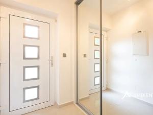 Prodej rodinného domu, Moravany, 271 m2