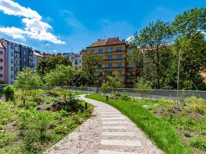 Pronájem bytu 2+kk, Praha - Vysočany, Bassova, 51 m2