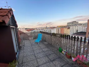 Pronájem bytu 2+kk, Praha - Libeň, Sokolovská, 52 m2