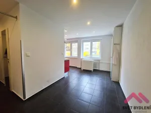 Pronájem bytu 2+kk, Praha - Záběhlice, Hrusická, 46 m2