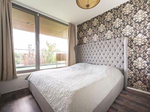 Prodej bytu 3+kk, Praha - Hrdlořezy, Mezitraťová, 82 m2