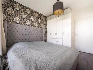 Prodej bytu 3+kk, Praha - Hrdlořezy, Mezitraťová, 82 m2