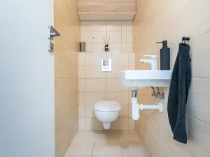 Prodej bytu 3+kk, Praha - Hrdlořezy, Mezitraťová, 82 m2