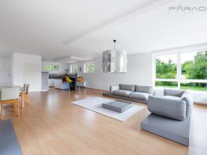 Pronájem rodinného domu, Čakov, 270 m2