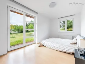 Pronájem rodinného domu, Čakov, 270 m2