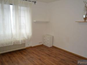 Pronájem bytu 1+kk, Praha - Vinohrady, Kouřimská, 27 m2