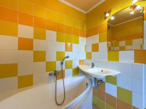 Pronájem bytu 2+1, Chomutov, Školní pěšina, 59 m2