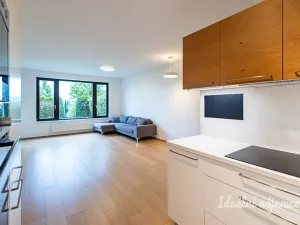 Pronájem bytu 3+kk, Praha - Dolní Chabry, Poštova, 83 m2