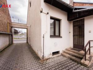 Prodej výrobních prostor, Brno - Maloměřice, Karlova, 1000 m2