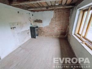 Prodej garáže, Náchod - Běloves, 1. Máje, 60 m2