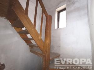 Prodej garáže, Náchod - Běloves, 1. Máje, 60 m2