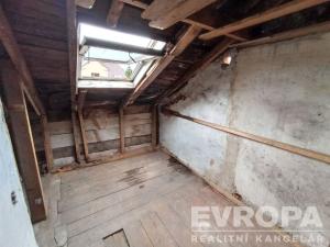 Prodej garáže, Náchod - Běloves, 1. Máje, 60 m2