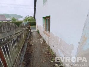 Prodej garáže, Náchod - Běloves, 1. Máje, 60 m2