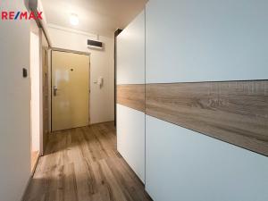 Prodej bytu 2+kk, Komárov, Okružní, 40 m2