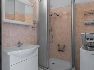 Prodej bytu 3+1, Praha - Komořany, Na Poustkách, 77 m2