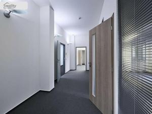 Pronájem kanceláře, Praha - Nové Město, Klimentská, 101 m2