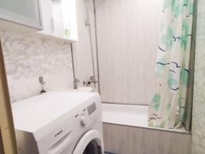 Pronájem bytu 1+kk, Praha - Bohnice, Lindavská, 29 m2