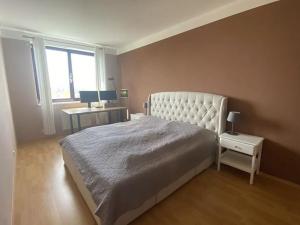Pronájem bytu 2+kk, Praha - Záběhlice, Na Slatince, 72 m2