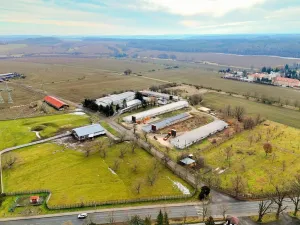 Prodej zemědělského objektu, Lány, Zámecká, 4000 m2