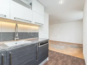 Prodej bytu 2+kk, Praha - Vršovice, Kavkazská, 73 m2