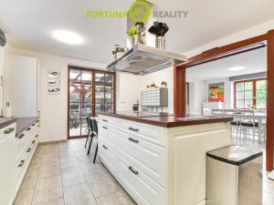 Prodej vily, Ostrava - Stará Bělá, Dokoupilova, 399 m2