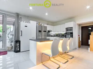 Prodej rodinného domu, Ostrava - Stará Bělá, Dokoupilova, 399 m2