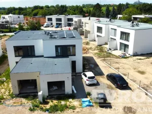 Prodej rodinného domu, Sezemice, Družstevní, 121 m2