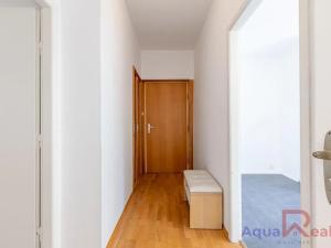 Prodej podílu bytu 2+1, Karlovy Vary, 5. května, 59 m2