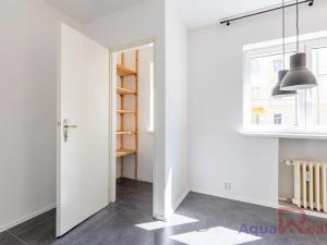 Prodej podílu bytu 2+1, Karlovy Vary, 5. května, 59 m2