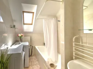 Prodej bytu 2+kk, Šanov, Komenského, 66 m2