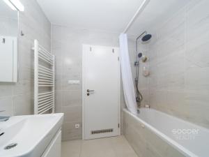 Prodej bytu 4+kk, Praha - Letňany, Nepomuckých, 106 m2