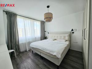 Pronájem bytu 3+1, Praha - Chodov, Benkova, 63 m2