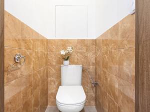 Prodej bytu 4+1, Praha - Černý Most, Generála Janouška, 78 m2